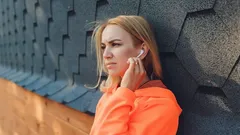 Sadece Bir Kablosuz Kulaklık Çalışıyorsa Ne Yapmalı? — Kısa Sorun Giderme Rehberi